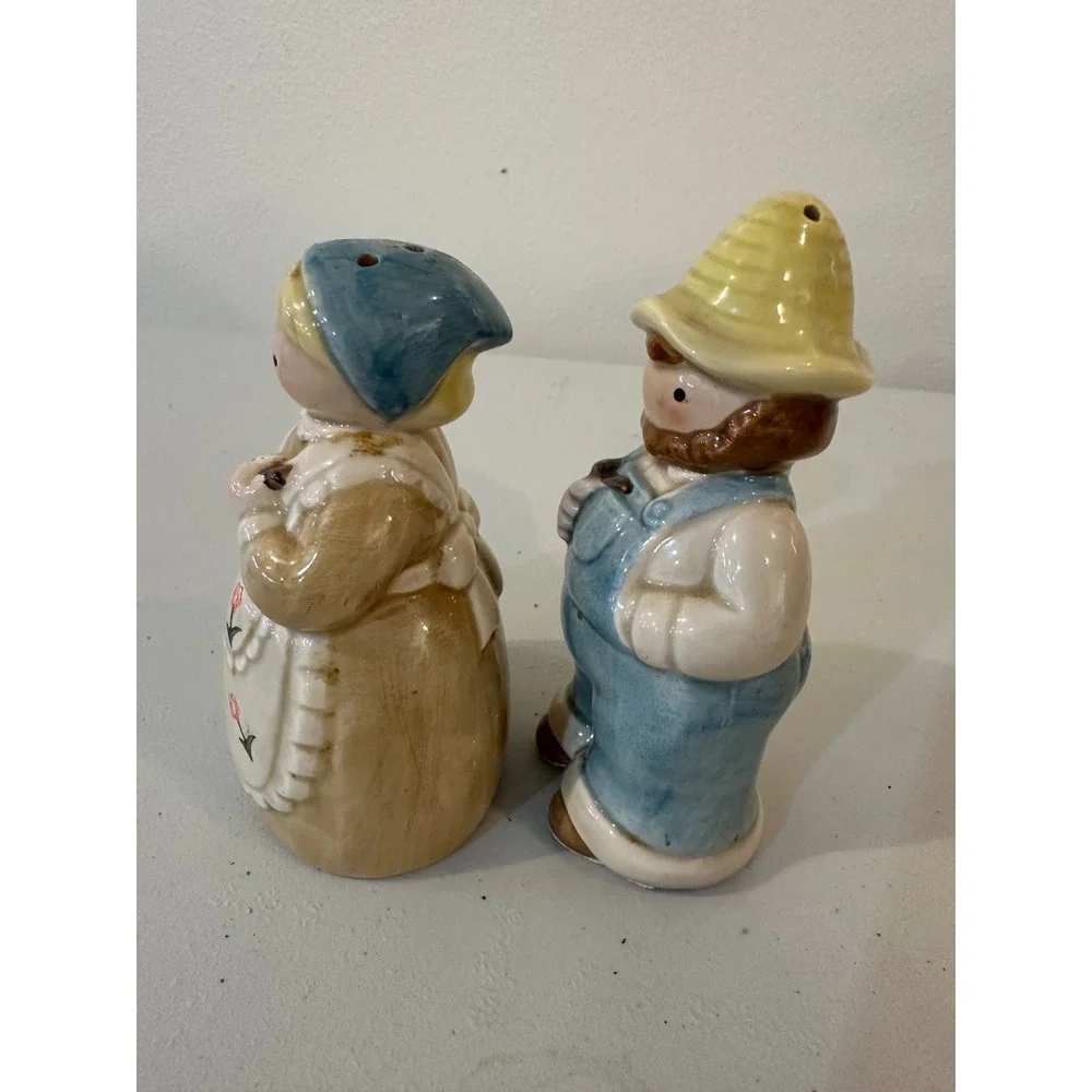 Vintage Ceramic Farmer Couple Salt and Pepper Shakers Country Farmhouse Decor
